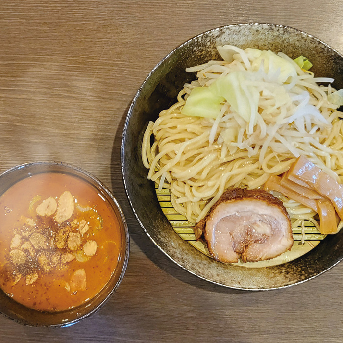 黒麻油シビカラ味噌つけ麺